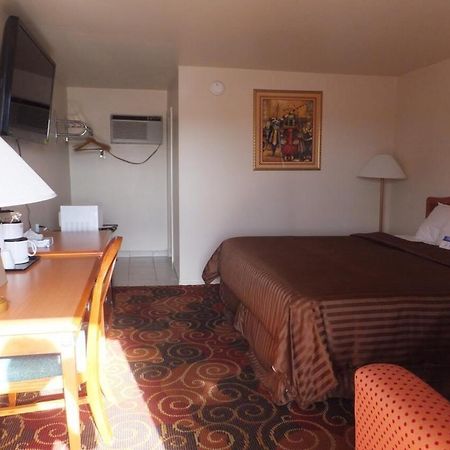 Americas Best Value Inn Santa Rosa, New Mexico Экстерьер фото