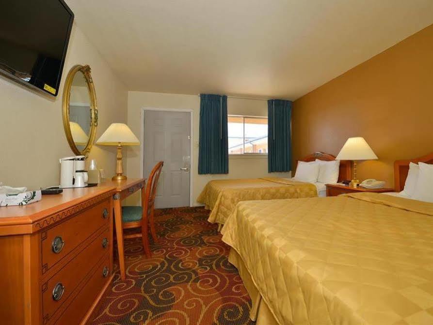 Americas Best Value Inn Santa Rosa, New Mexico Экстерьер фото